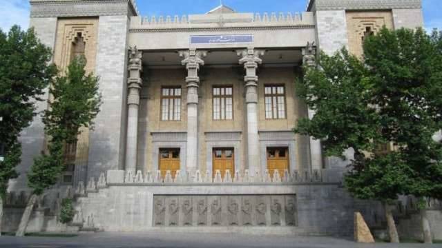 ايران تسحب سفيرها في هولندا